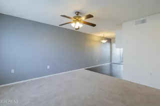 Photo #6: 6341613 Listing