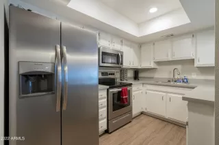 Photo #4: 6341742 Listing