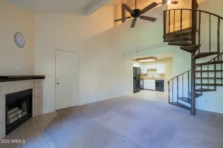 Photo #4: 6341764 Listing