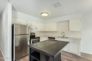 Photo #3: 6341765 Listing 