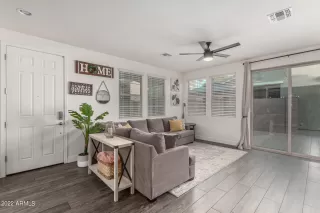 Photo #3: 6341822 Listing 