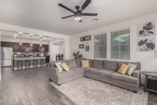 Photo #4: 6341822 Listing 