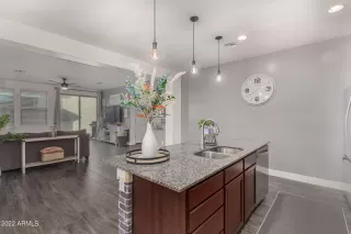 Photo #6: 6341822 Listing 