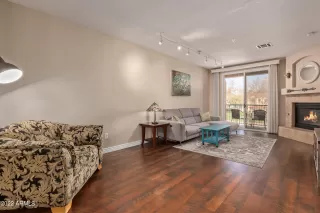 Photo #2: 6341830 Listing 