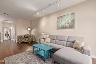 Photo #4: 6341830 Listing 