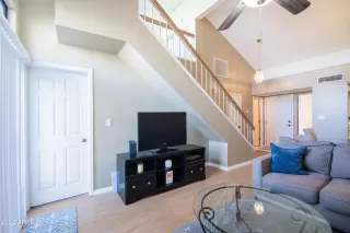 Photo #4: 6341927 Listing 