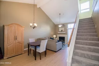 Photo #5: 6341927 Listing 