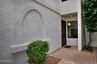 Photo #3: 6342156 Listing