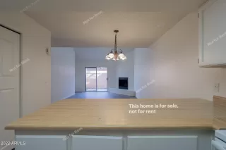 Photo #5: 6342205 Listing