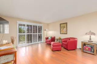 Photo #5: 6342489 Listing 