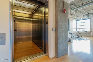 Photo #2: 6342533 Listing