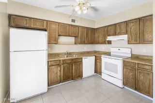 Photo #5: 6342545 Listing