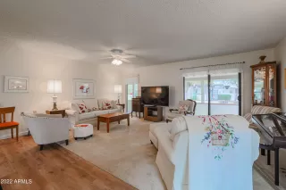 Photo #4: 6342599 Listing