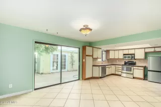 Photo #6: 6342619 Listing