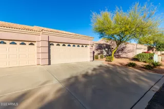 Photo #1: 6342892 Listing