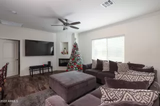 Photo #6: 6342947 Listing