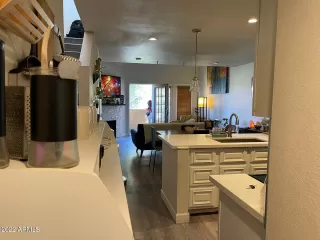 Photo #2: 6342990 Listing 