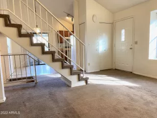 Photo #5: 6343019 Listing