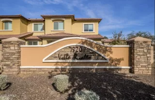 Photo #2: 6343049 Listing