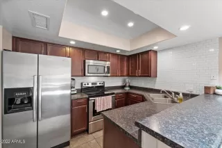 Photo #5: 6343152 Listing