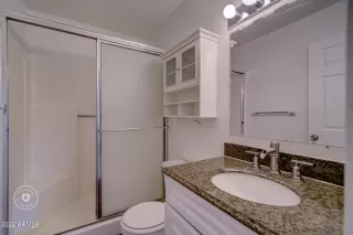 Photo #5: 6343339 Listing