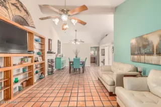 Photo #6: 6343497 Listing