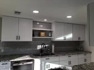 Photo #4: 6343615 Listing