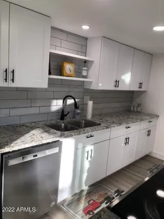 Photo #5: 6343615 Listing