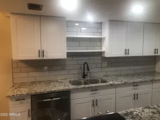 Photo #6: 6343615 Listing