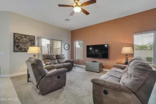 Photo #2: 6343771 Listing 