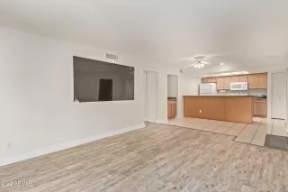 Photo #6: 6343800 Listing 