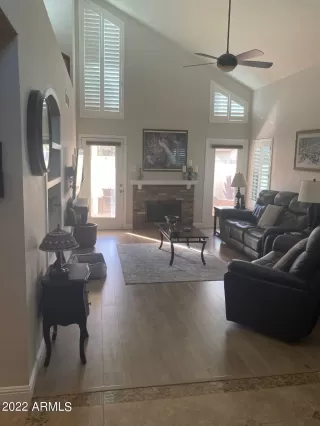 Photo #6: 6344067 Listing 