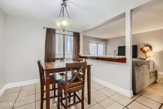 Photo #4: 6344077 Listing