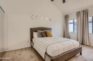 Photo #6: 6344077 Listing