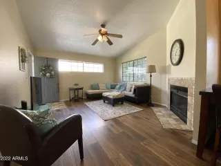 Photo #4: 6344138 Listing