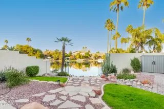 Photo #6: 6344299 Listing