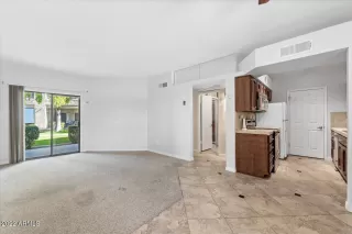 Photo #4: 6344475 Listing