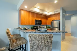 Photo #5: 6344620 Listing