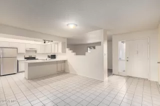 Photo #3: 6344818 Listing 