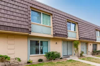 Photo #2: 6344868 Listing