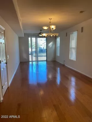 Photo #3: 6345100 Listing