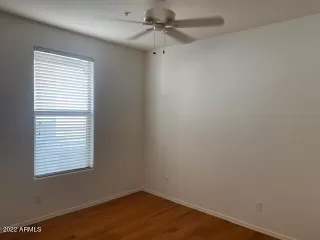 Photo #6: 6345100 Listing