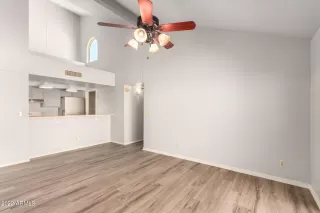 Photo #4: 6345164 Listing