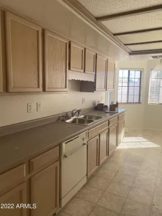 Photo #3: 6345170 Listing