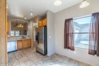 Photo #5: 6345896 Listing