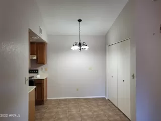 Photo #6: 6346003 Listing