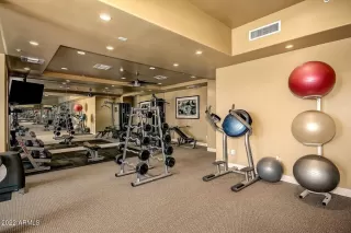 Photo #4: 6346053 Listing 