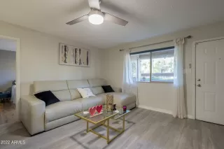 Photo #5: 6346395 Listing