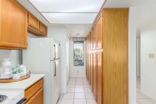 Photo #6: 6346605 Listing