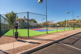 Photo #2: 6346884 Listing